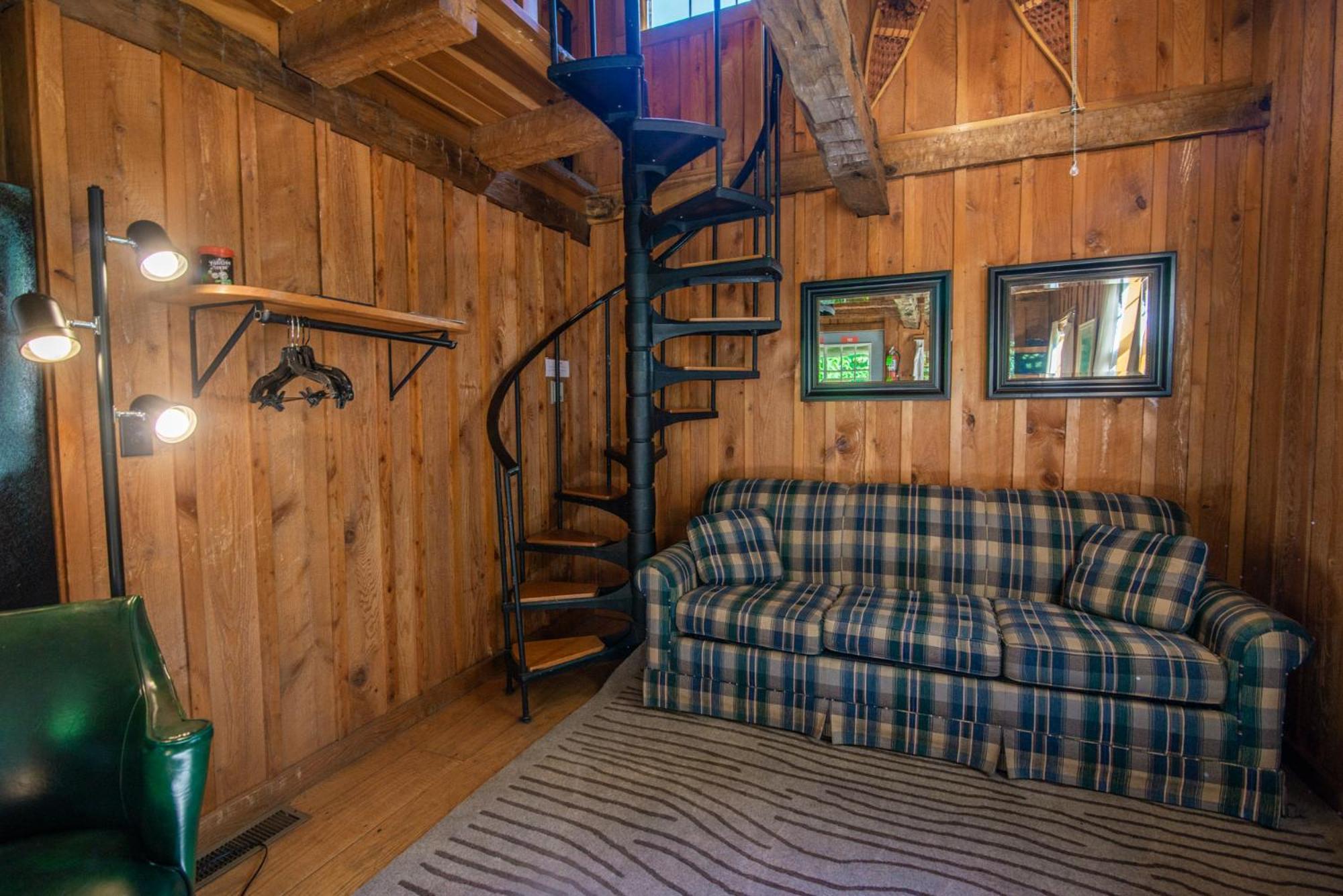 Moore House Inn & Cabins Marlinton 部屋 写真