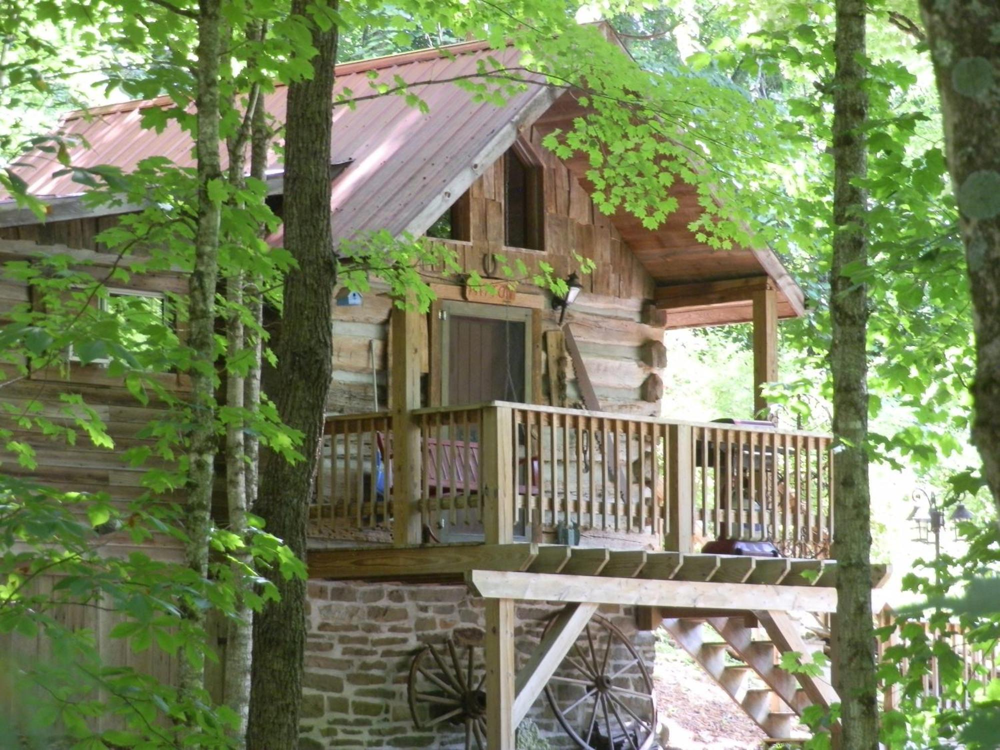 Moore House Inn & Cabins Marlinton 部屋 写真