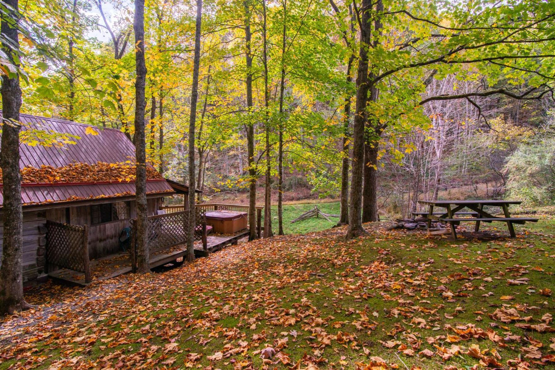 Moore House Inn & Cabins Marlinton エクステリア 写真
