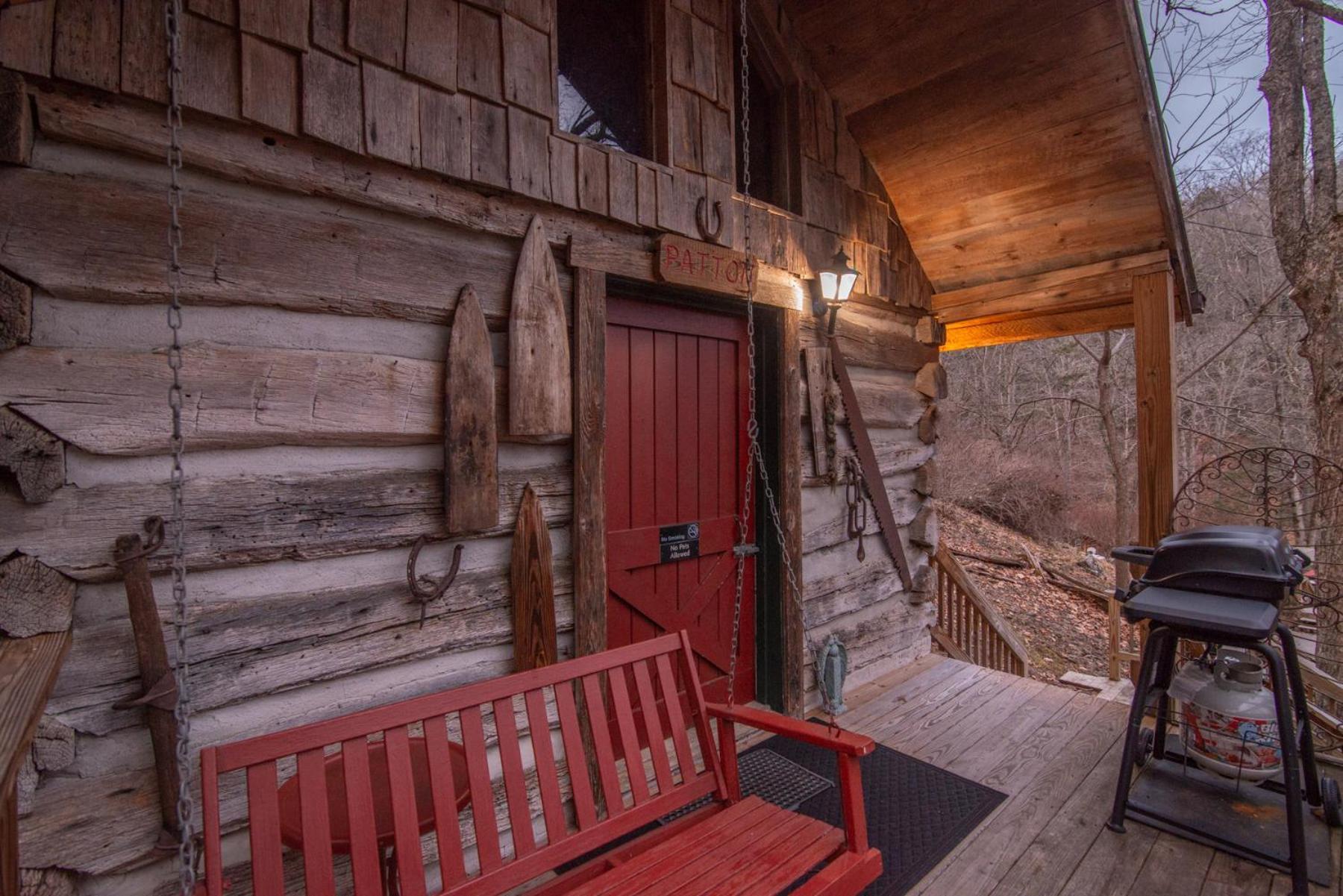 Moore House Inn & Cabins Marlinton エクステリア 写真